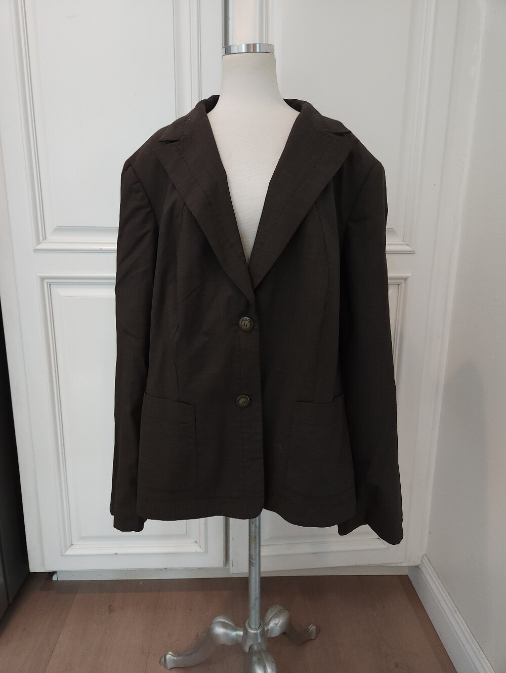 Women's Dark Brown Single-Breasted Blazer Jacket
